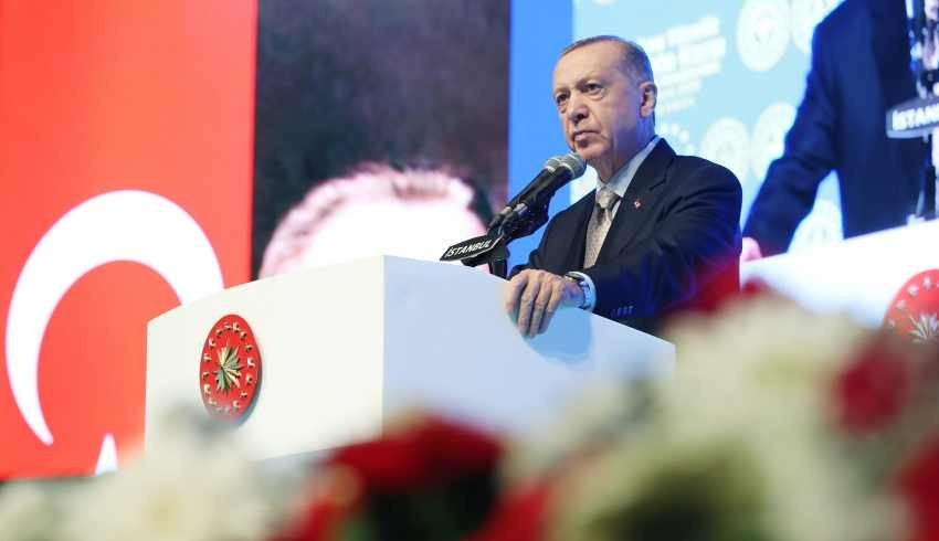 Fitch tahminini açıkladı: 'Üç senaryodan ikisinde Erdoğan cumhurbaşkanı oluyor'