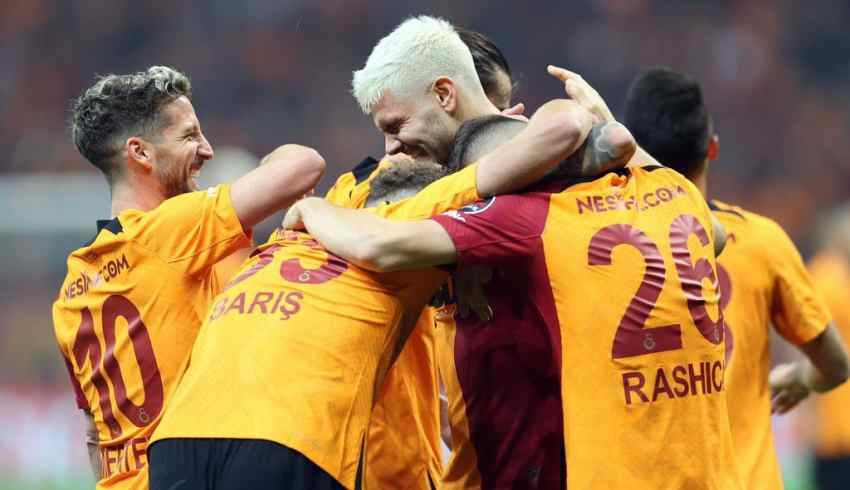 Gergin derbide Galatasaray, Beşiktaş 2-1 yendi