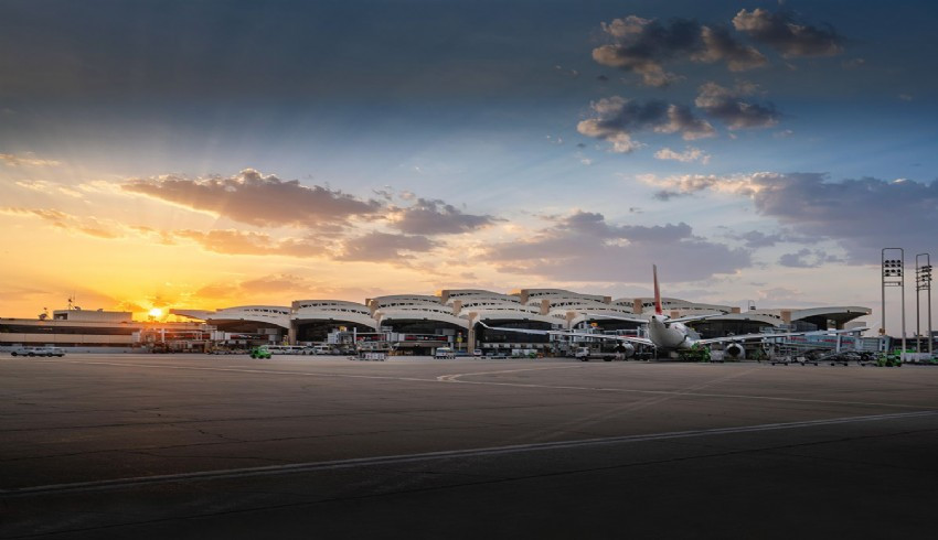King Khalid Uluslararası Havalimanı IC İçtaş İnşaat'ta