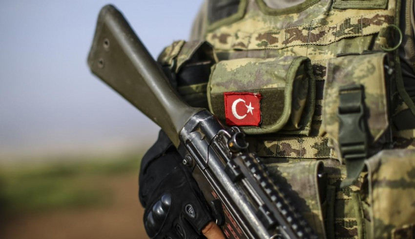 Tezkere TBMM'de kabul edildi...Türk askeri 1 yıl daha Lübnan'da